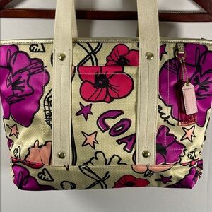 Vintage Coach Poppy Kyra Tote with Floral Pattern